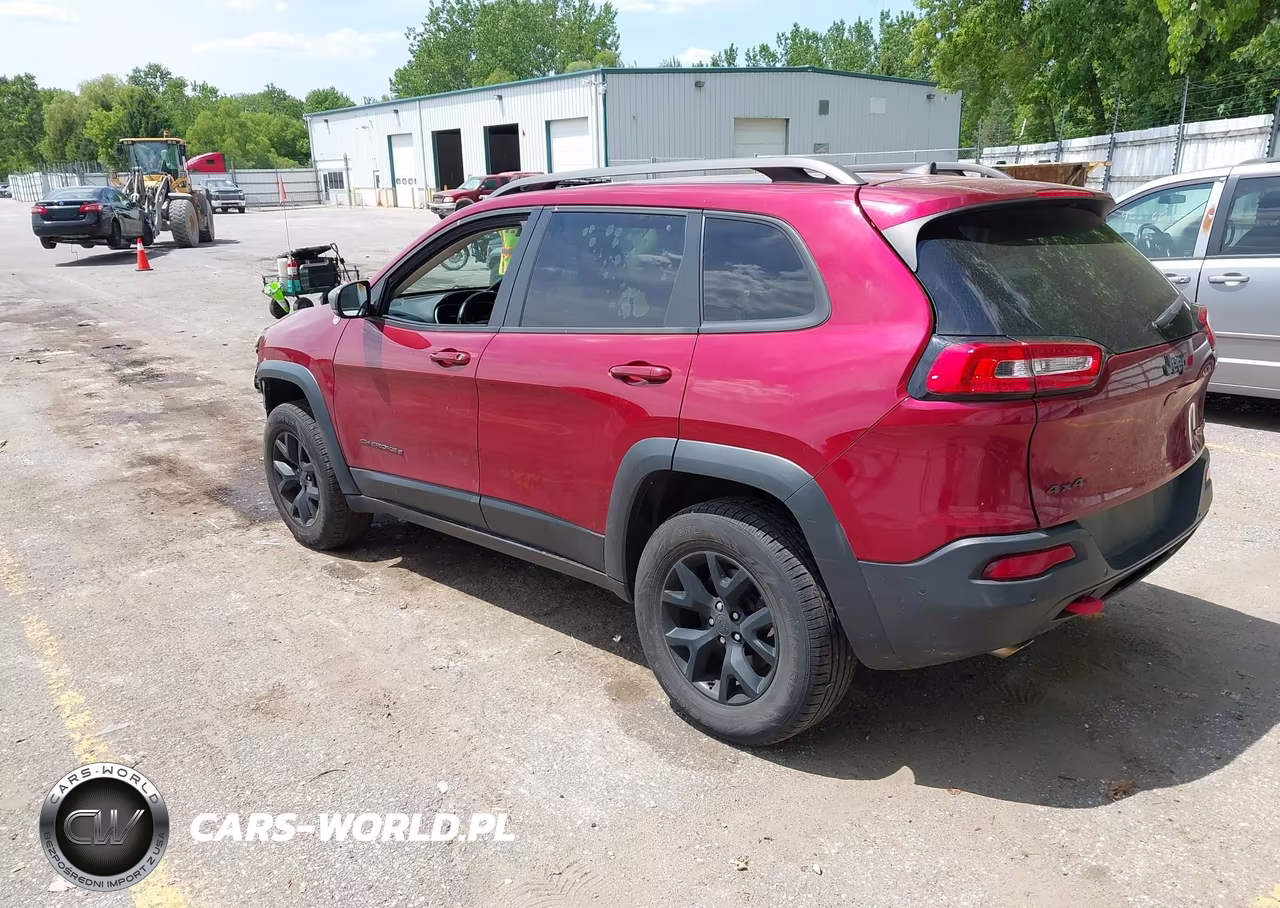 2016 Jeep Cherokee Trailhawk VIN:1C4PJMBS0GW185692 - 3