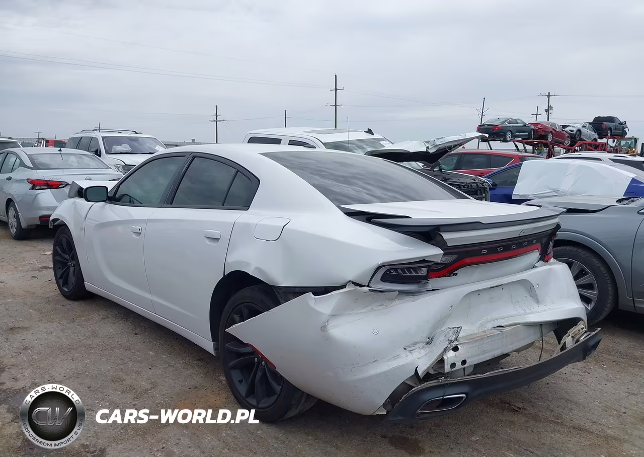 2018 Dodge Charger Sxt Rwd VIN:2C3CDXBG0JH336558 - 3