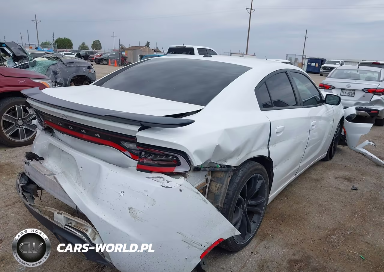 2018 Dodge Charger Sxt Rwd VIN:2C3CDXBG0JH336558 - 4