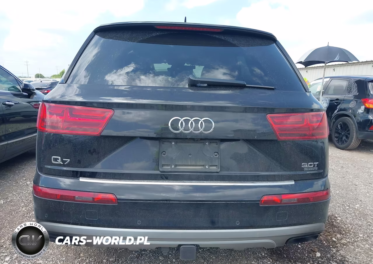 2018 Audi Q7 3.0T Premium VIN:WA1VAAF71JD044767 - 16