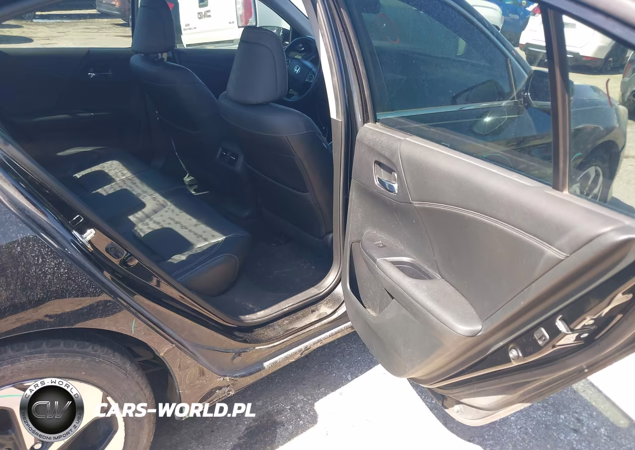 2017 Honda Accord Ex-L VIN:1HGCR2F85HA054588 - 8