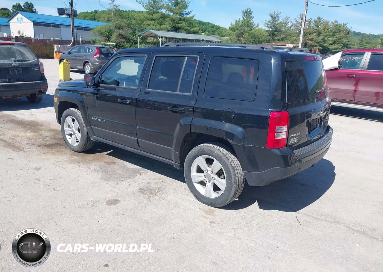 2017 Jeep Patriot Latitude 4X4 VIN:1C4NJRFB4HD172231 - 3