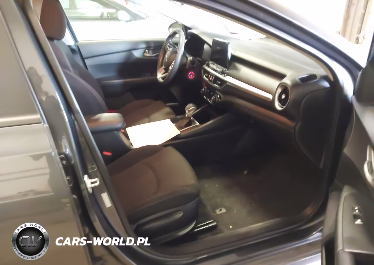 2019 Kia Forte Lxs VIN:3KPF24AD4KE113344 - 5