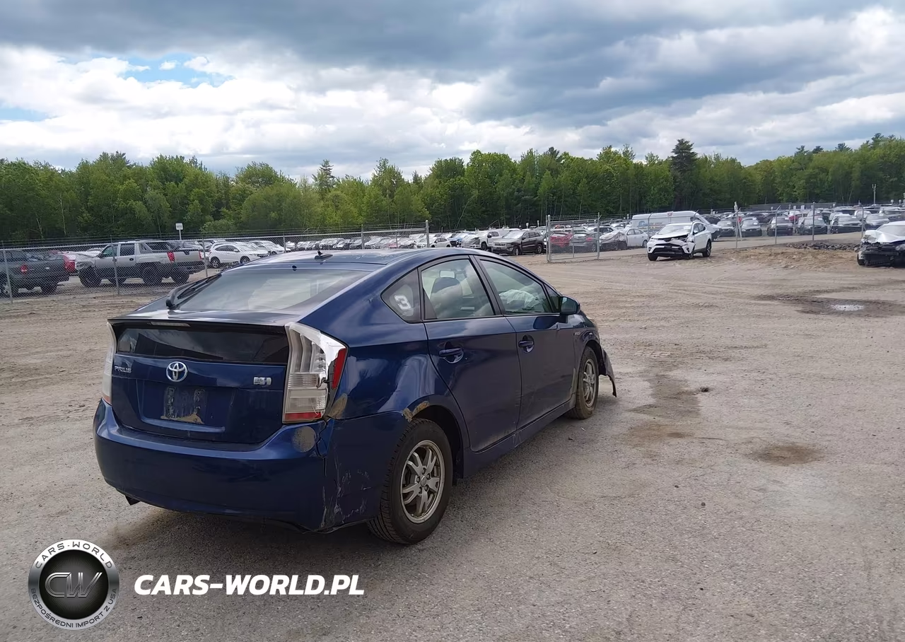 2010 Toyota Prius Iii VIN:JTDKN3DUXA5077200 - 4