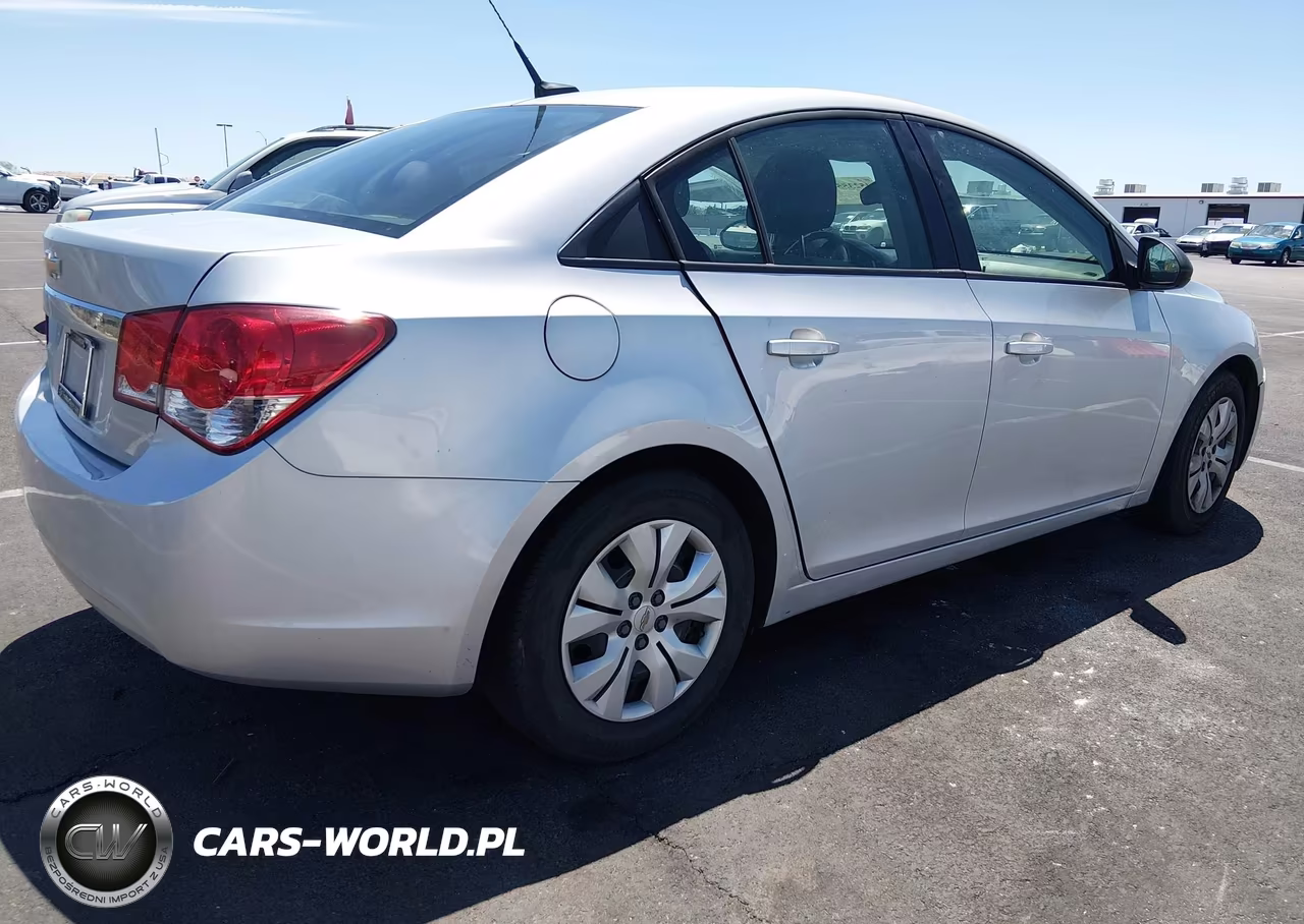 2013 Chevrolet Cruze Ls Auto VIN:1G1PA5SH5D7269841 - 4