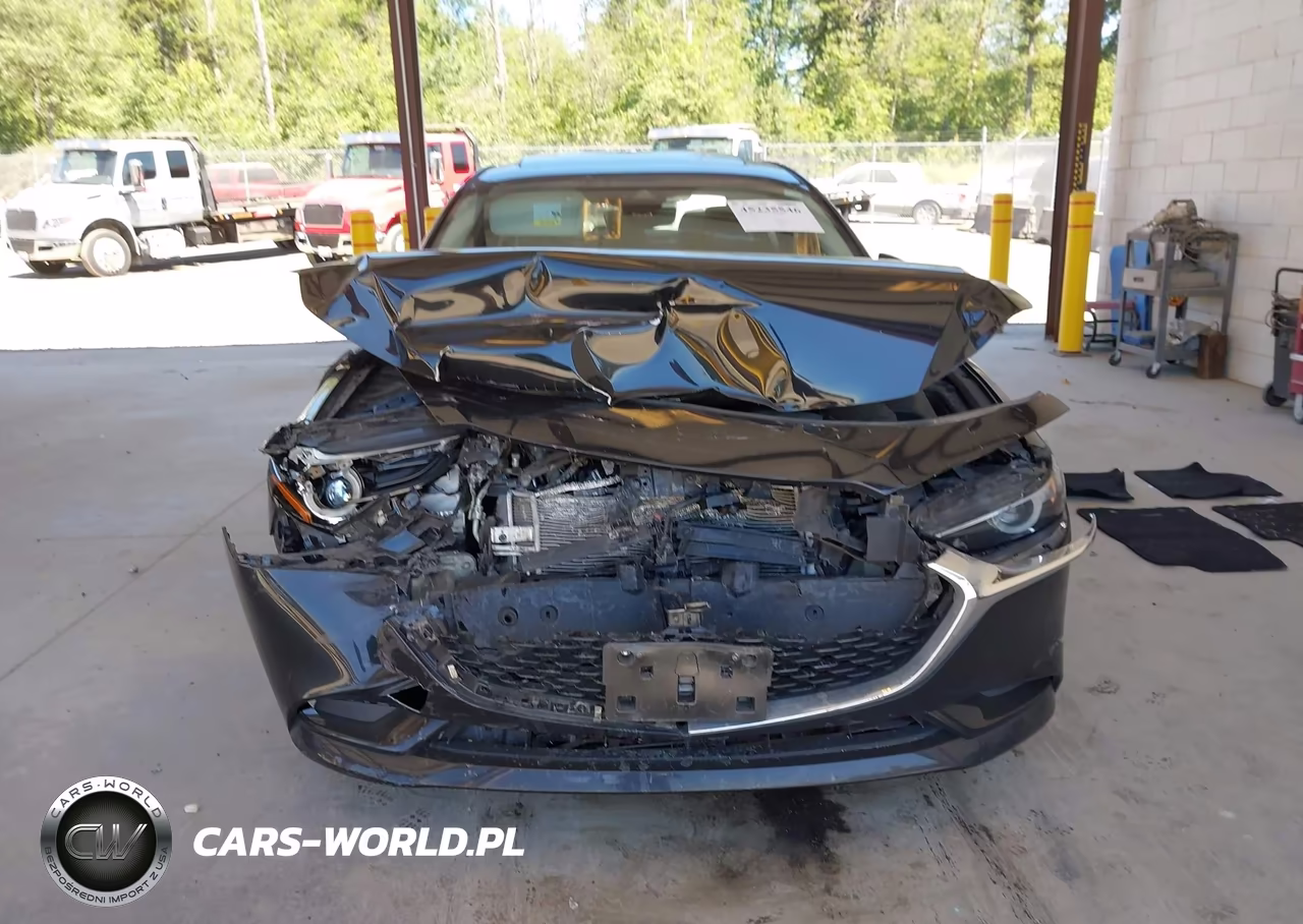2020 Mazda Mazda3 Premium Package VIN:3MZBPAEM5LM133034 - 12