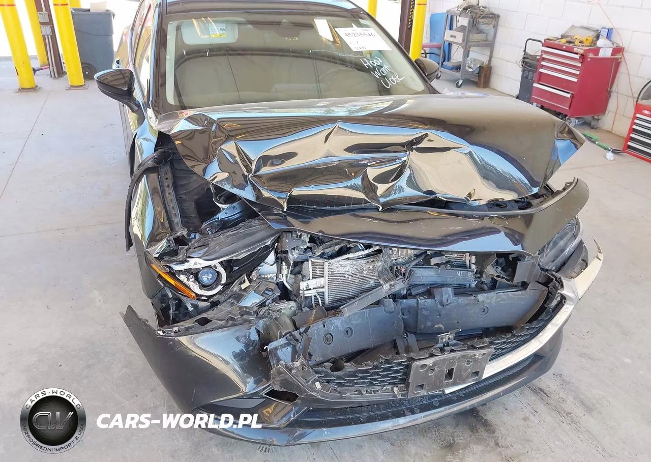 2020 Mazda Mazda3 Premium Package VIN:3MZBPAEM5LM133034 - 6