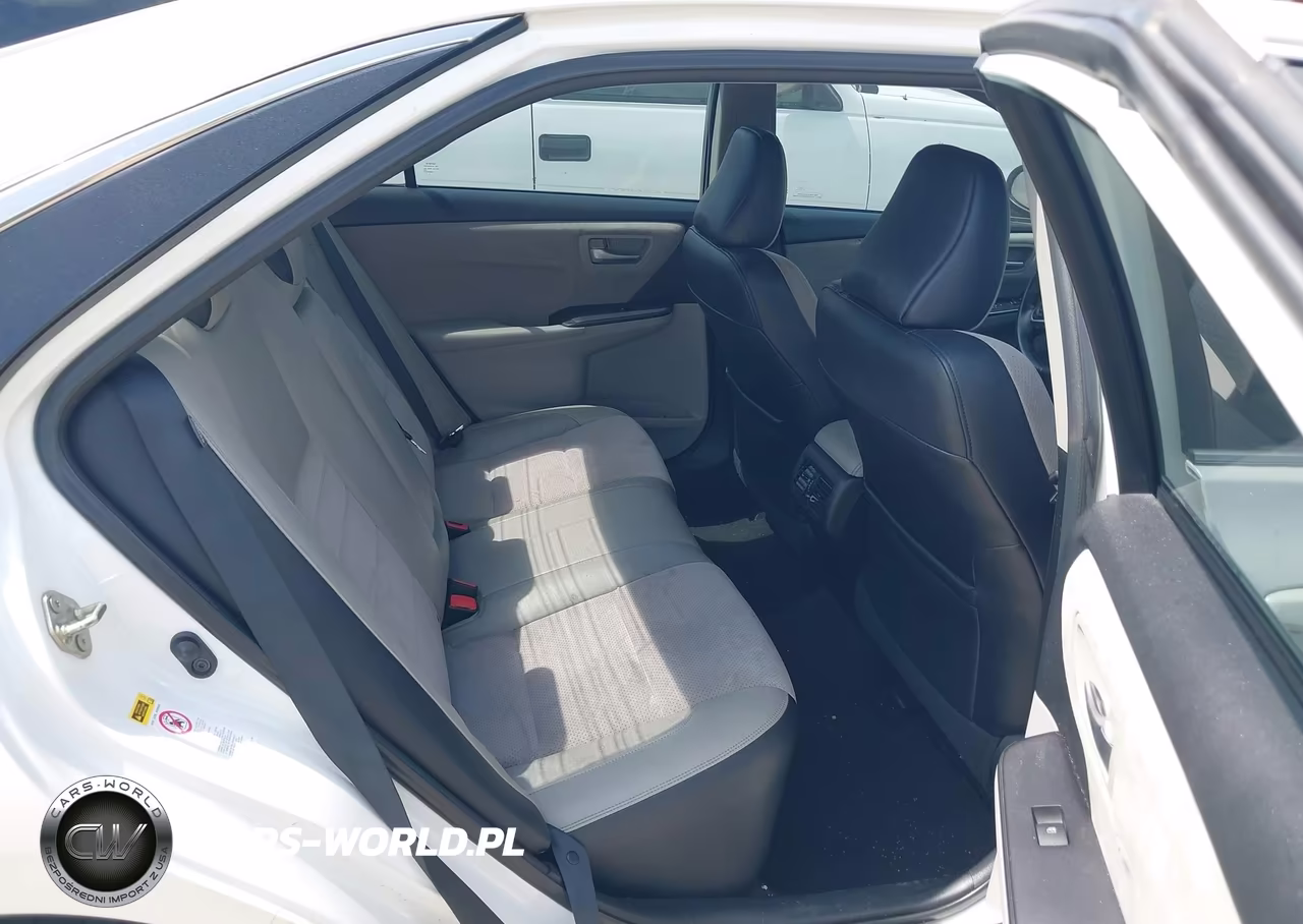 2017 Toyota Camry Xse VIN:4T1BF1FK8HU285343 - 8