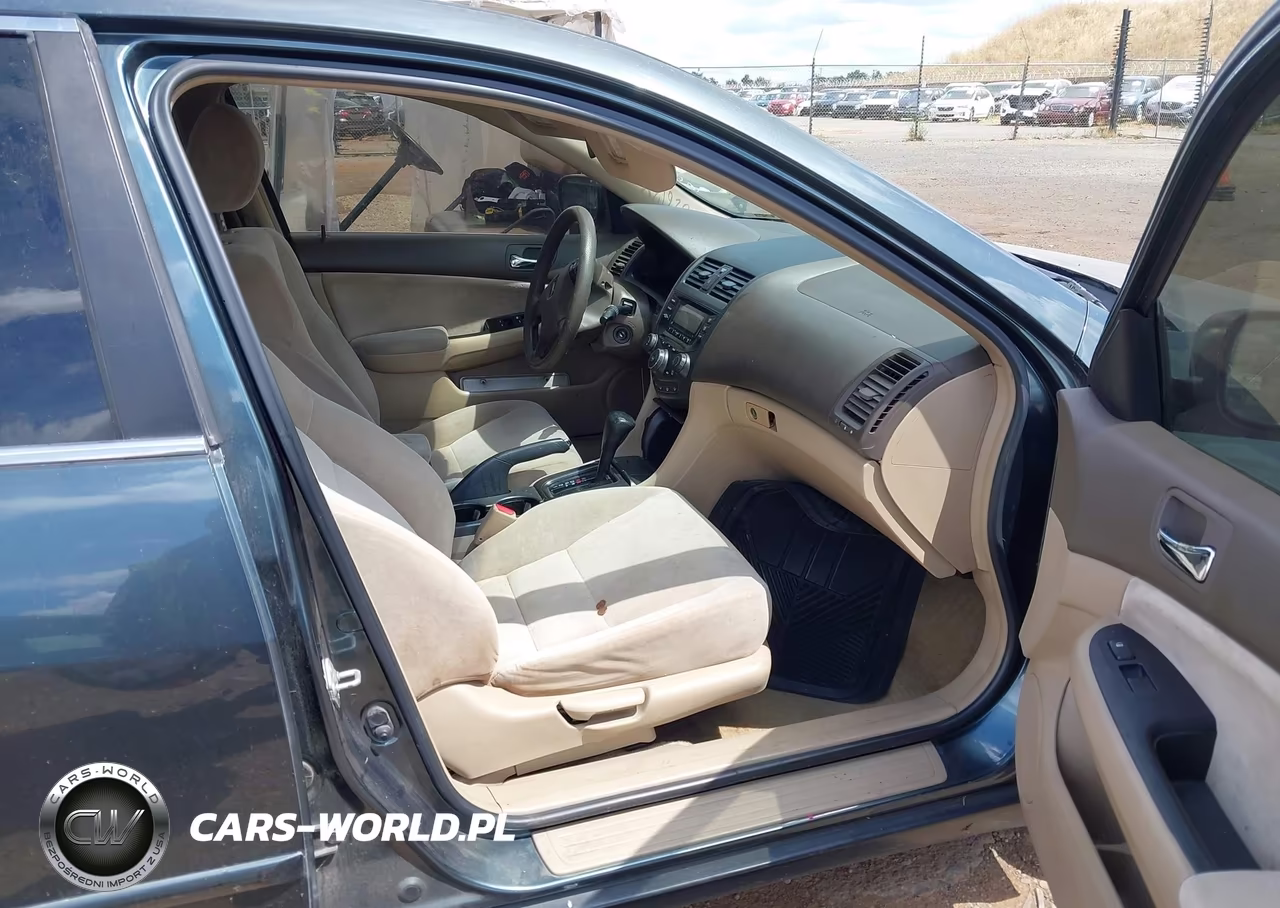 2004 Honda Accord 2.4 Lx VIN:JHMCM56374C026128 - 5