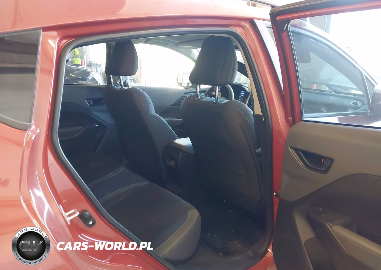 2025 Subaru Crosstrek Premium VIN:JF2GUHDC2SH213009 - 8