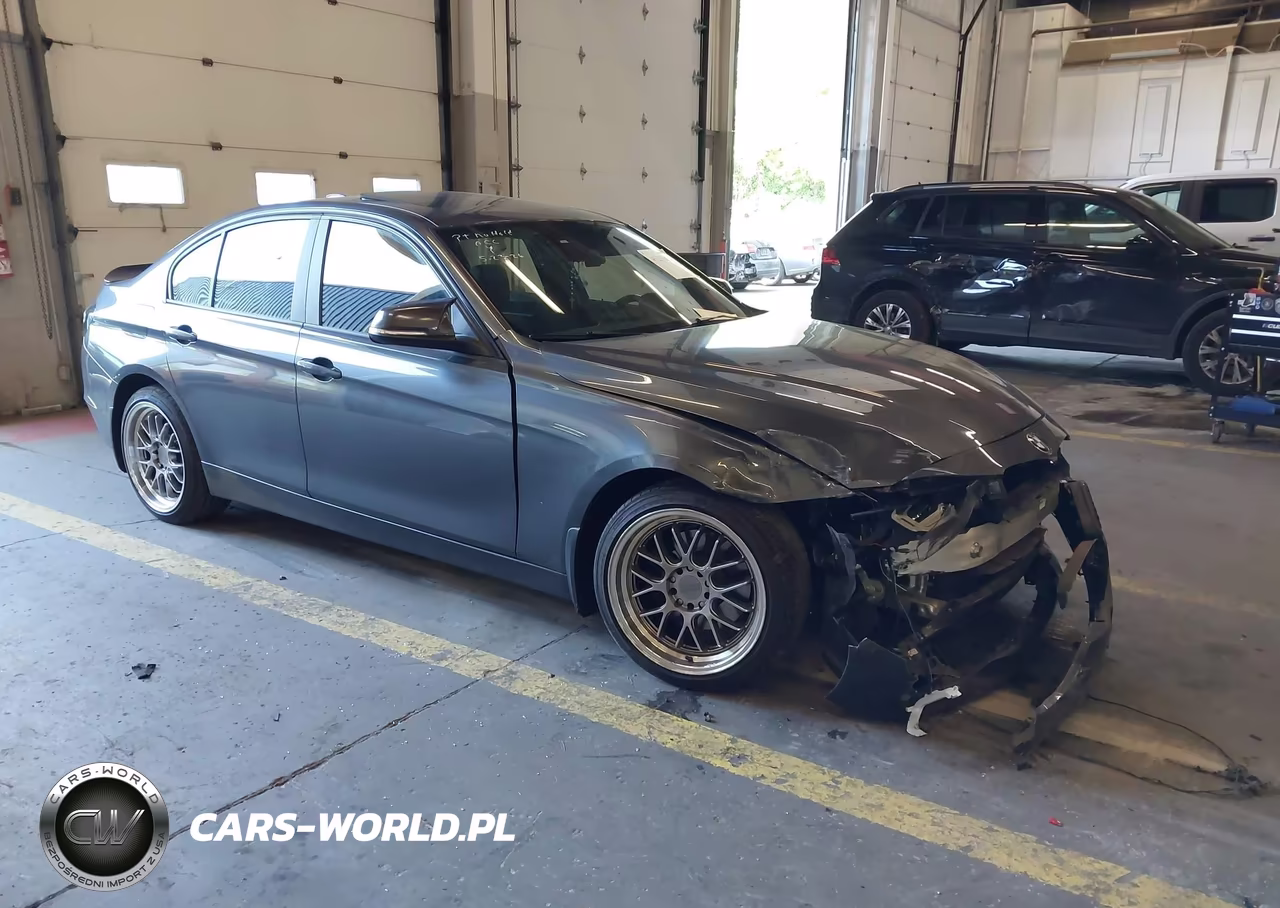 2015 BMW 328I – zdjęcie 1 z 16