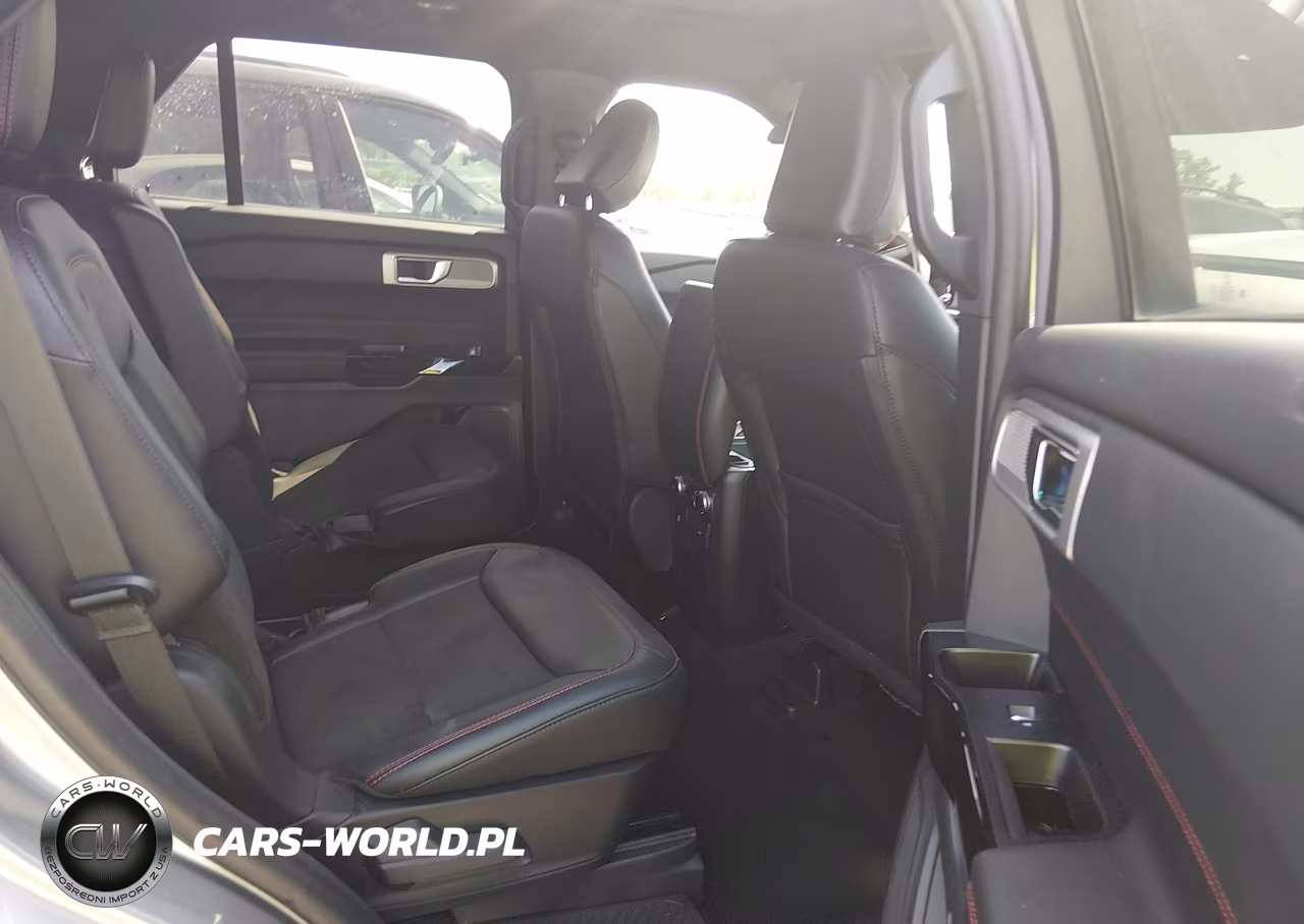 2024 Ford Explorer St-Line VIN:1FMSK8KH5RGA66290 - 8