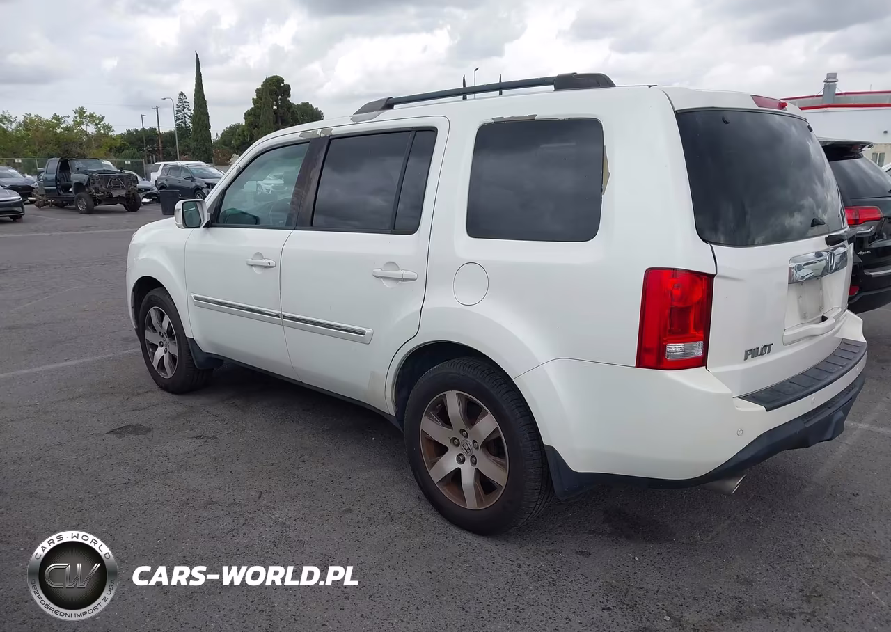 2013 Honda Pilot Touring VIN:5FNYF3H95DB005448 - 3