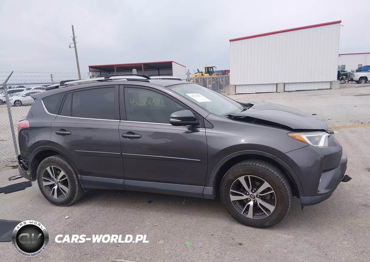 2017 Toyota Rav4 Xle VIN:JTMWFREV3HJ124755 - 14