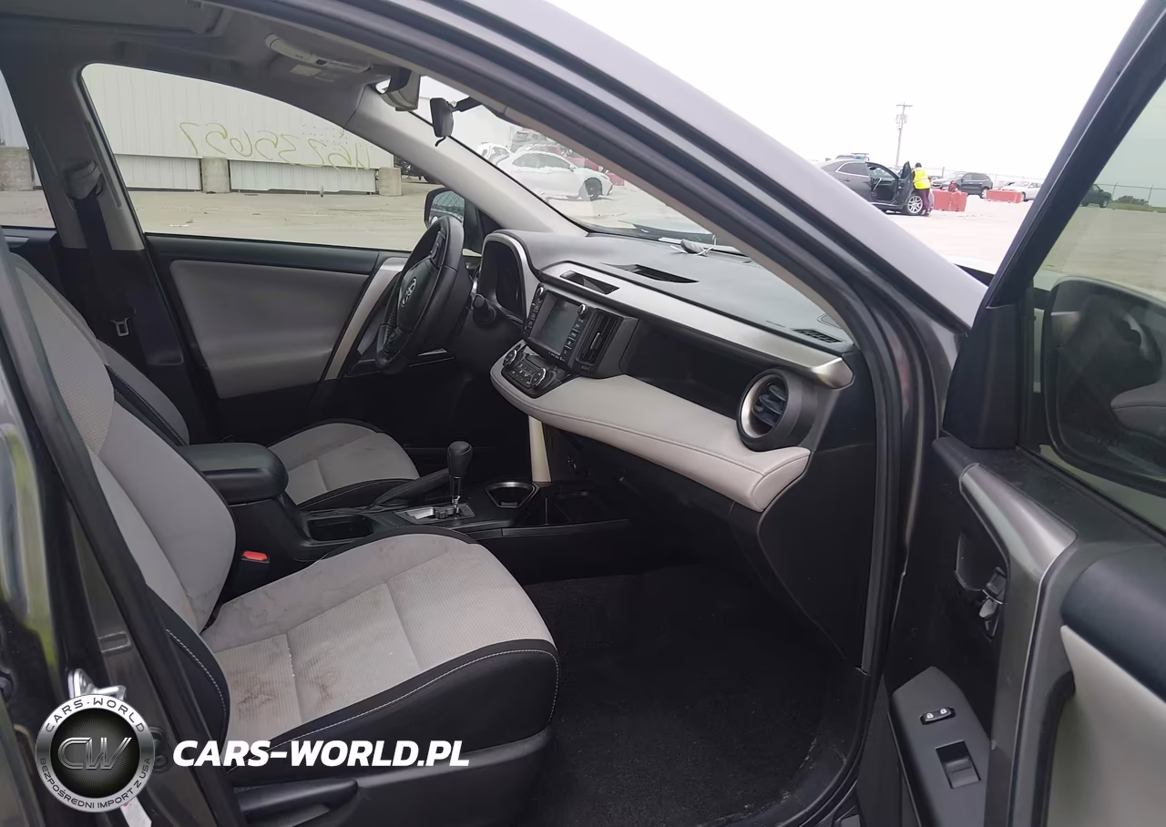 2017 Toyota Rav4 Xle VIN:JTMWFREV3HJ124755 - 5