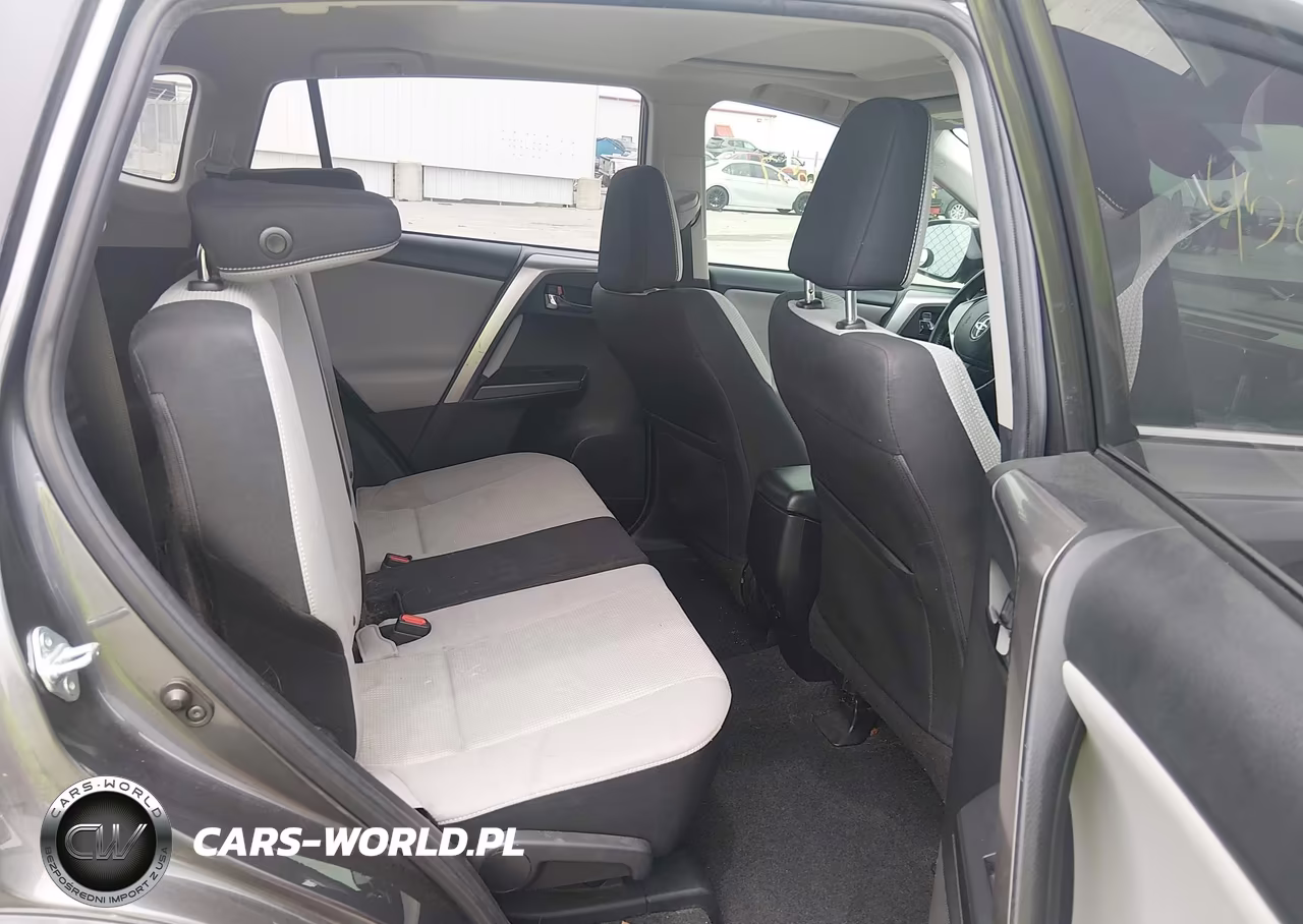 2017 Toyota Rav4 Xle VIN:JTMWFREV3HJ124755 - 8