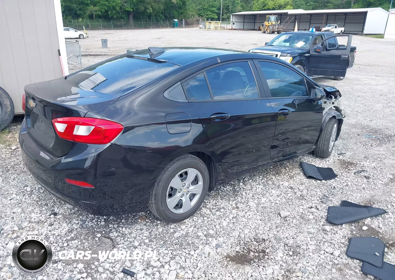 2017 Chevrolet Cruze Ls Auto VIN:1G1BC5SM7H7200205 - 4
