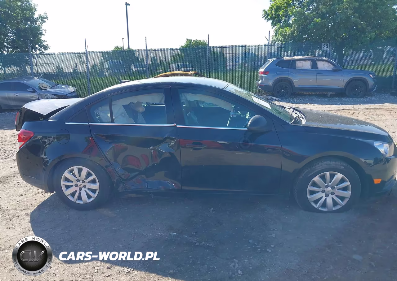 2011 Chevrolet Cruze Ls VIN:1G1PC5SH3B7205661 - 12