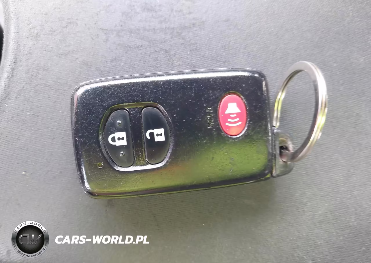 2015 Toyota Prius Two VIN:JTDKN3DUXF1909388 - 11