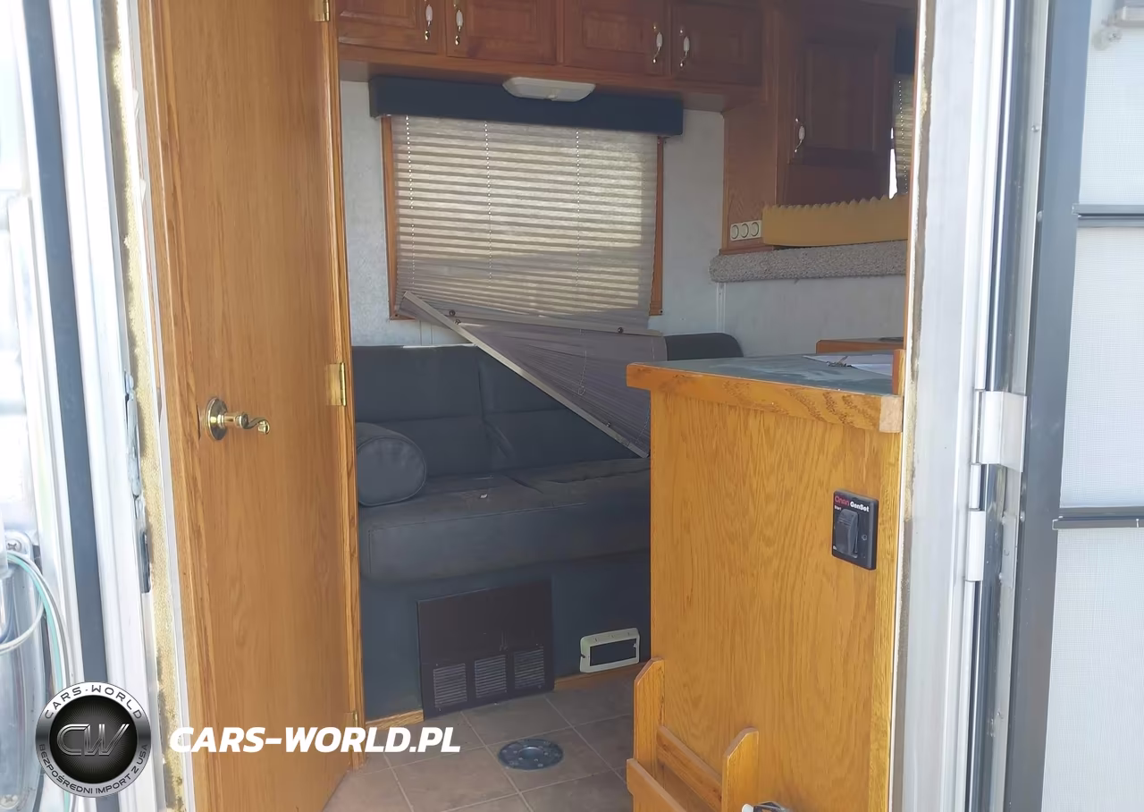 2003 Contract Manufacturing Cm Horse Trailer VIN:49THG242531059411 - 5