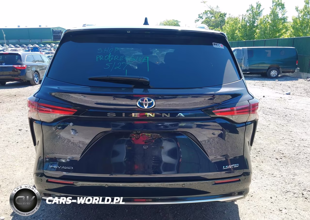 2025 Toyota Sienna Limited VIN:5TDZSKFC2SS163554 - 17