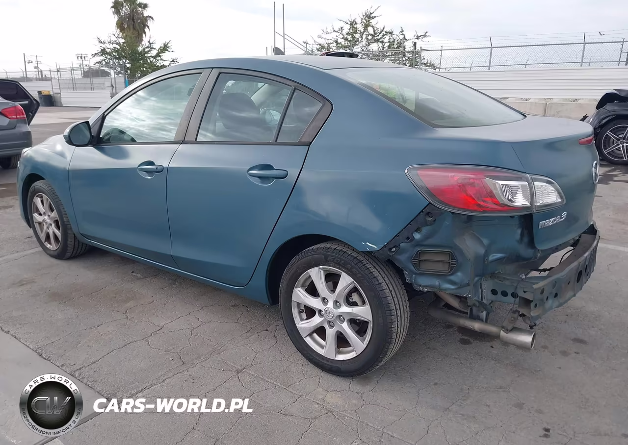 2010 Mazda Mazda3 I Touring VIN:JM1BL1SG8A1338533 - 3