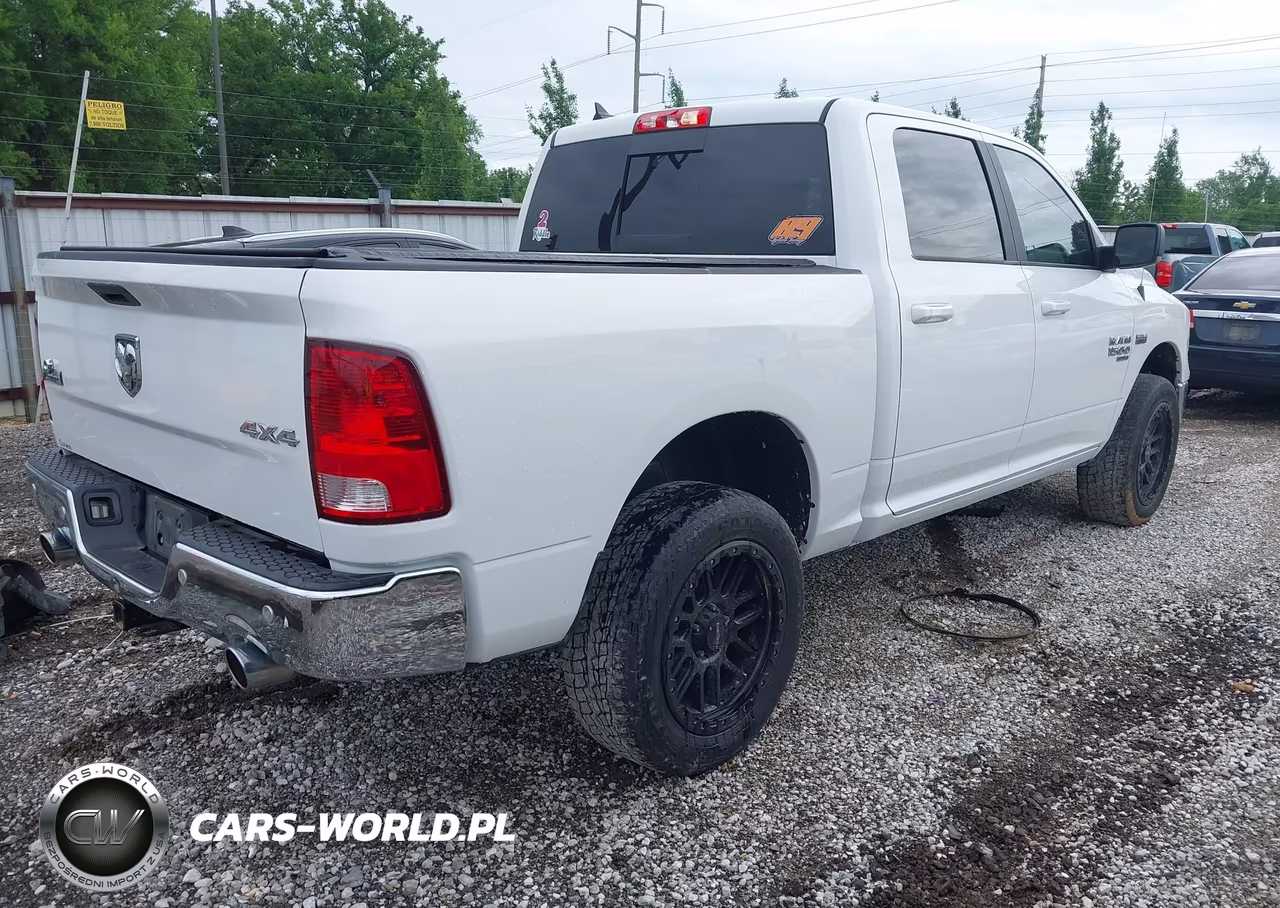 2019 Ram 1500 Classic Big Horn 4X4 5'7 Box VIN:1C6RR7LT1KS534716 - 4