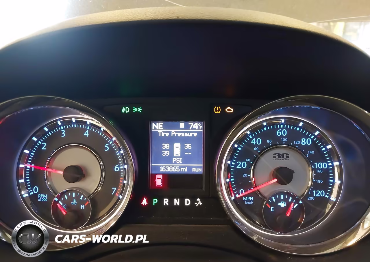 2014 Chrysler Town & Country Touring-L 30Th Anniversary VIN:2C4RC1CG1ER470578 - 7