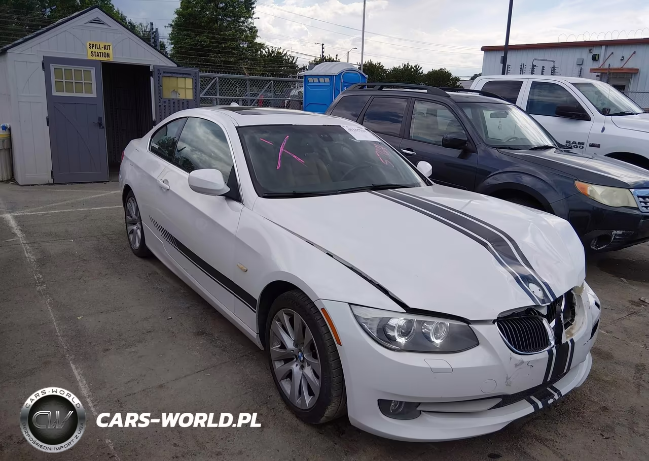 2011 BMW 328I xDrive – zdjęcie 1 z 11