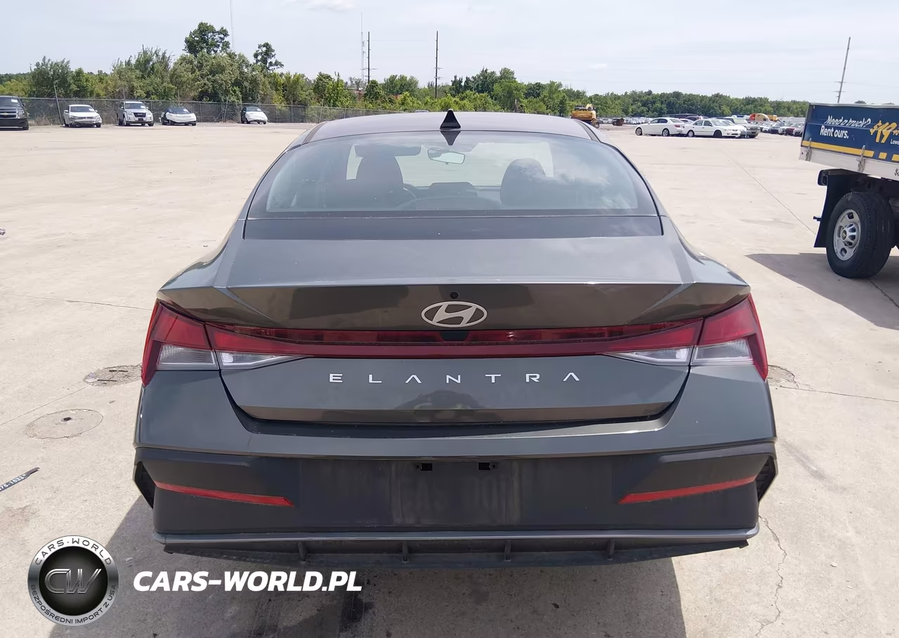 2025 Hyundai Elantra Se VIN:KMHLL4DG6SU867204 - 16