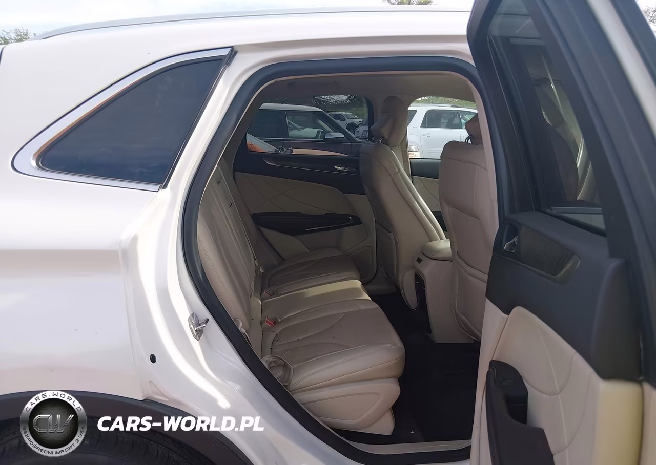 2018 Lincoln Mkc Reserve VIN:5LMCJ3D92JUL13624 - 8