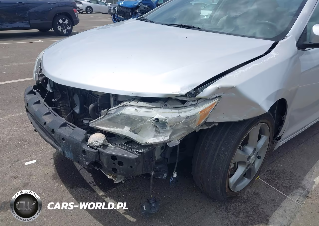 2014 Toyota Camry Hybrid Xle VIN:4T1BD1FKXEU120556 - 6