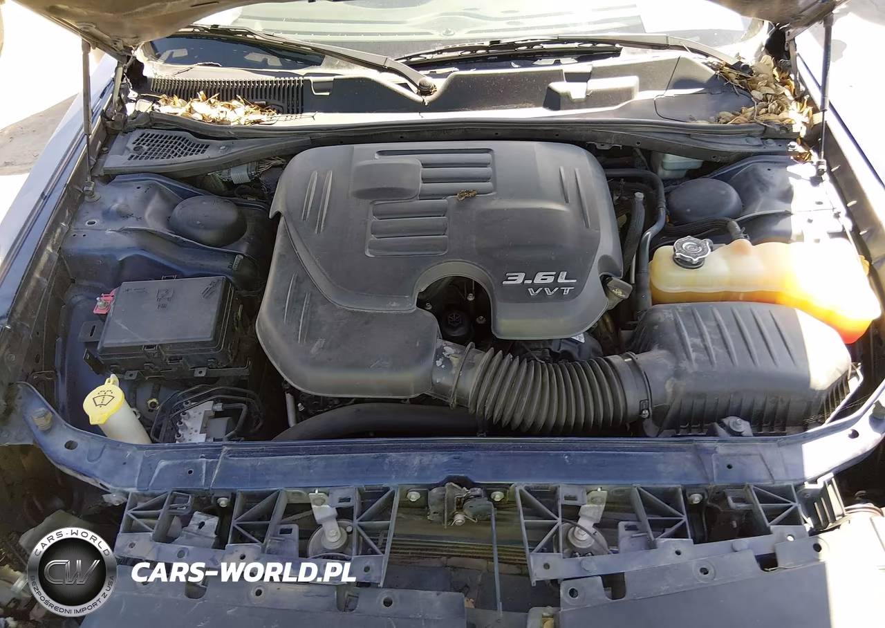 2015 Dodge Challenger Sxt VIN:2C3CDZAGXFH816661 - 10