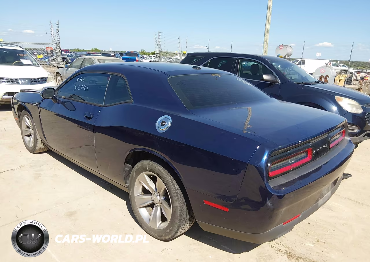 2015 Dodge Challenger Sxt VIN:2C3CDZAGXFH816661 - 3