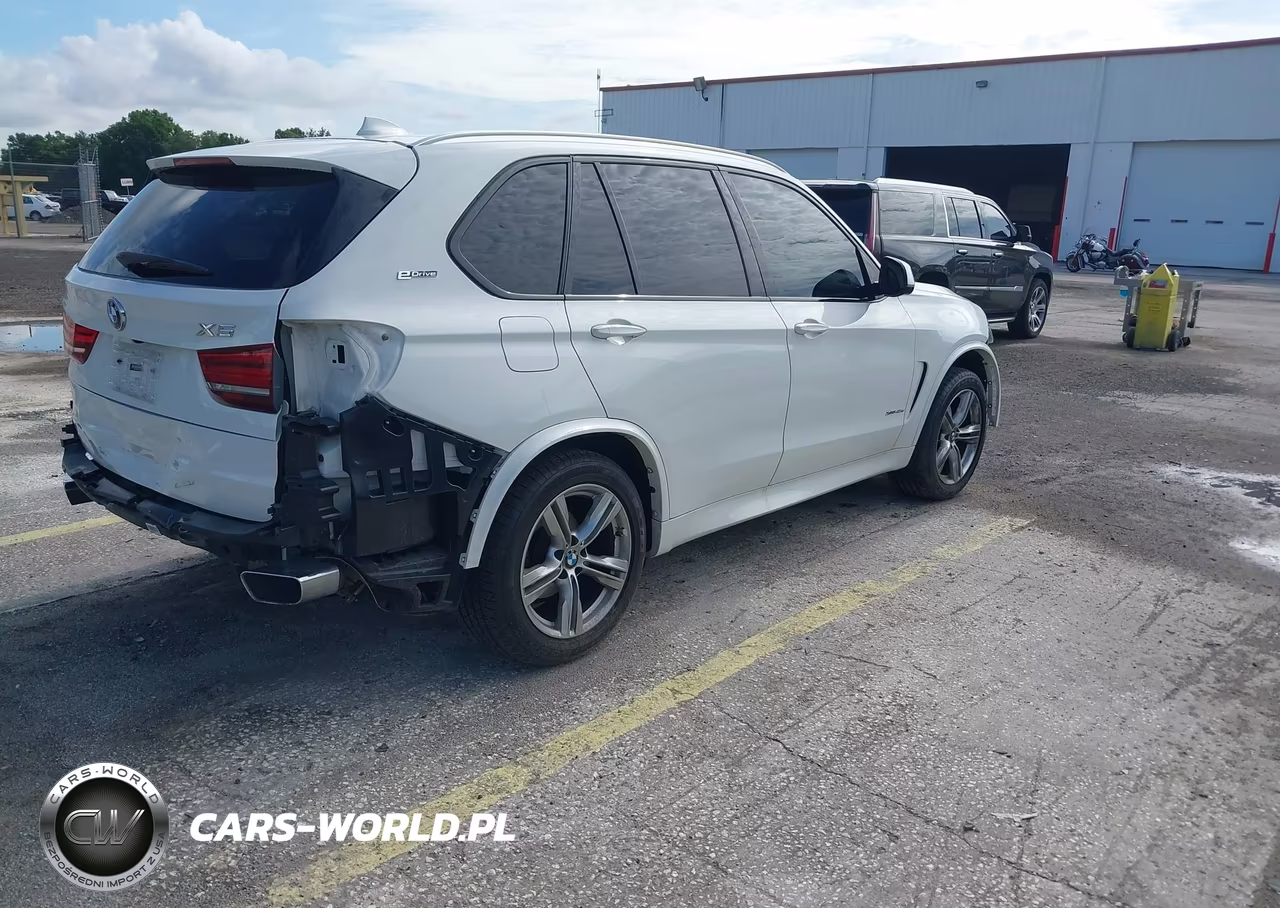 2017 BMW X5 Edrive xDrive40E Iperformance VIN:5UXKT0C38H0V95633 - 4