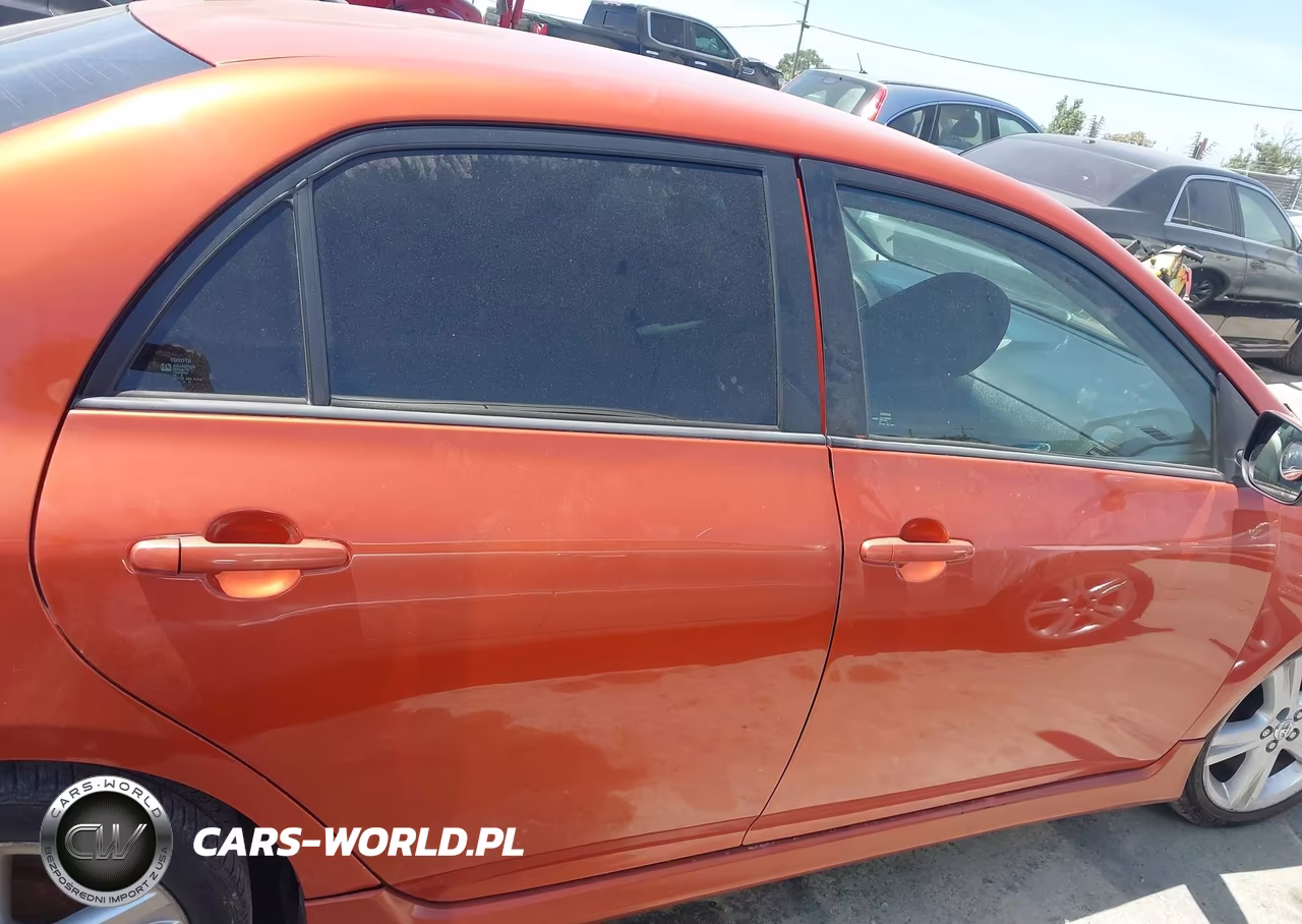 2013 Toyota Corolla S Special Edition VIN:2T1BU4EE8DC077820 - 13