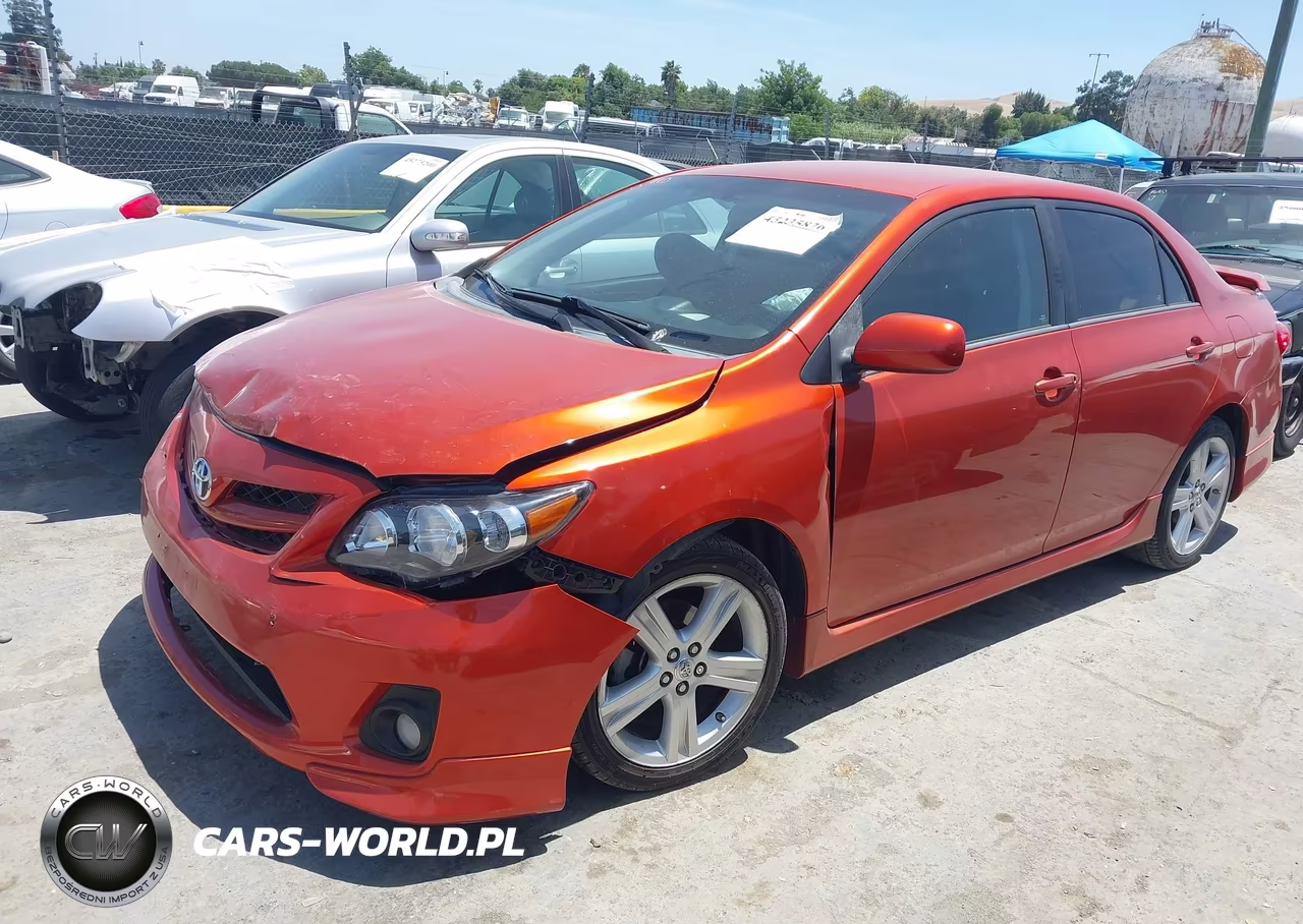 2013 Toyota Corolla S Special Edition VIN:2T1BU4EE8DC077820 - 2