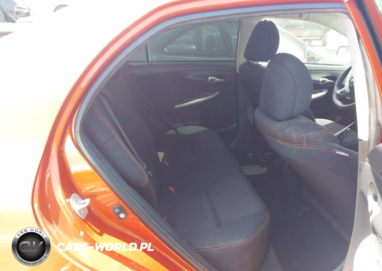 2013 Toyota Corolla S Special Edition VIN:2T1BU4EE8DC077820 - 8