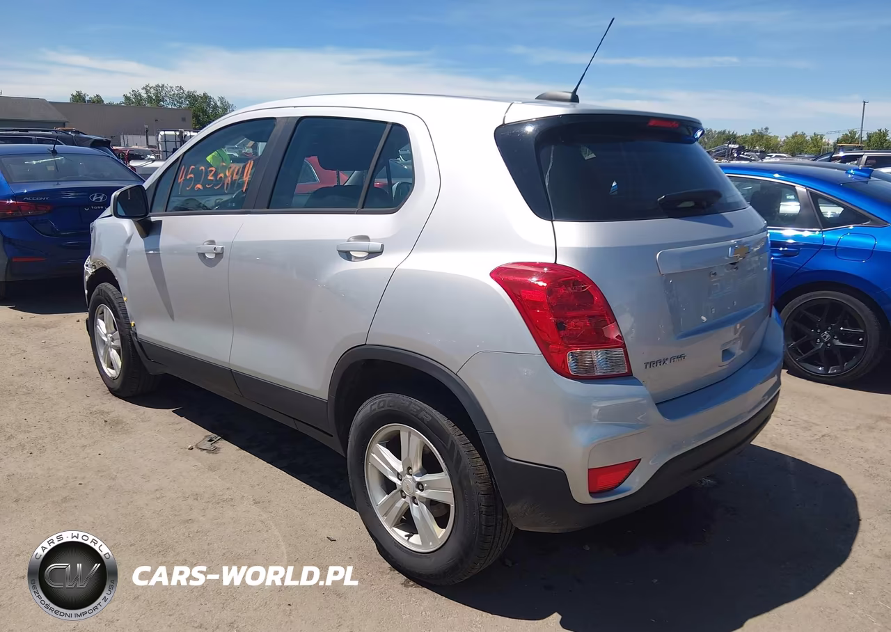 2021 Chevrolet Trax Awd Ls VIN:KL7CJNSBXMB351009 - 3