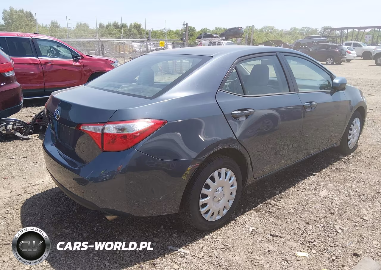 2016 Toyota Corolla Le VIN:2T1BURHE1GC547179 - 4