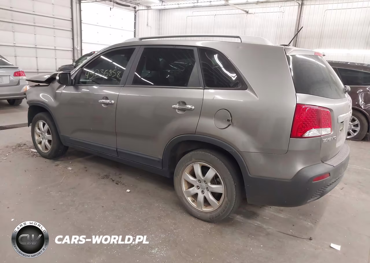 2012 Kia Sorento Lx VIN:5XYKT3A63CG302093 - 3