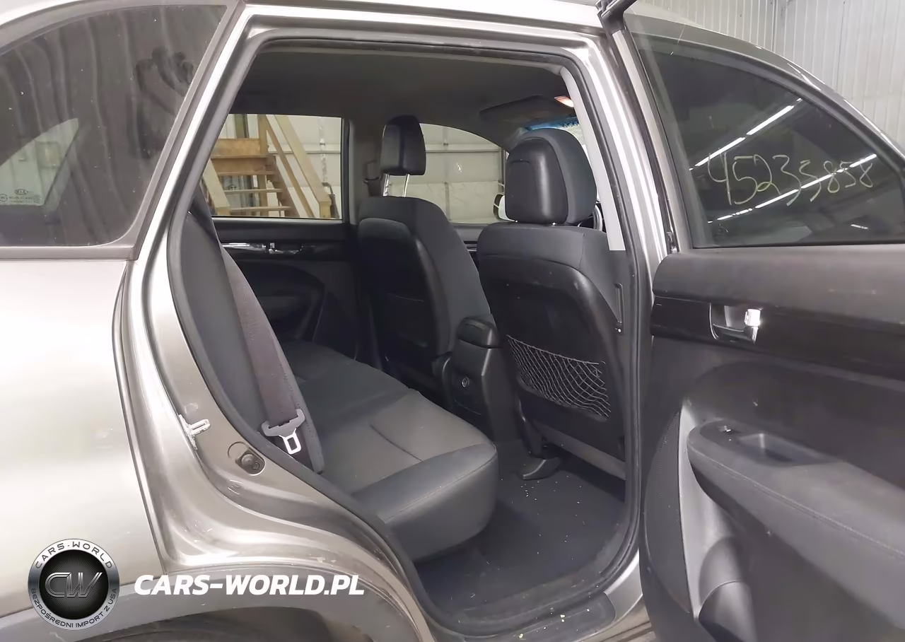 2012 Kia Sorento Lx VIN:5XYKT3A63CG302093 - 8