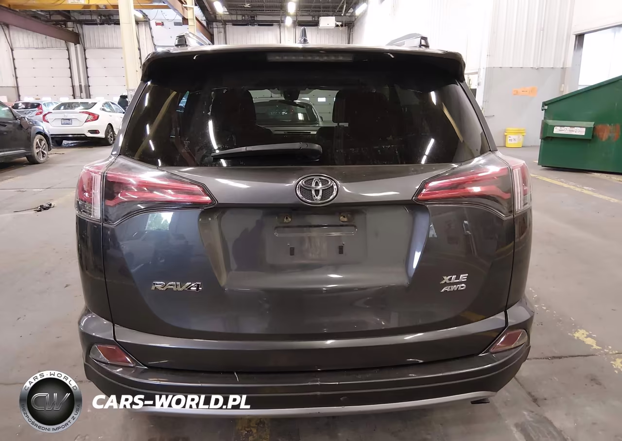 2018 Toyota Rav4 Xle VIN:JTMRFREV9JD255092 - 16