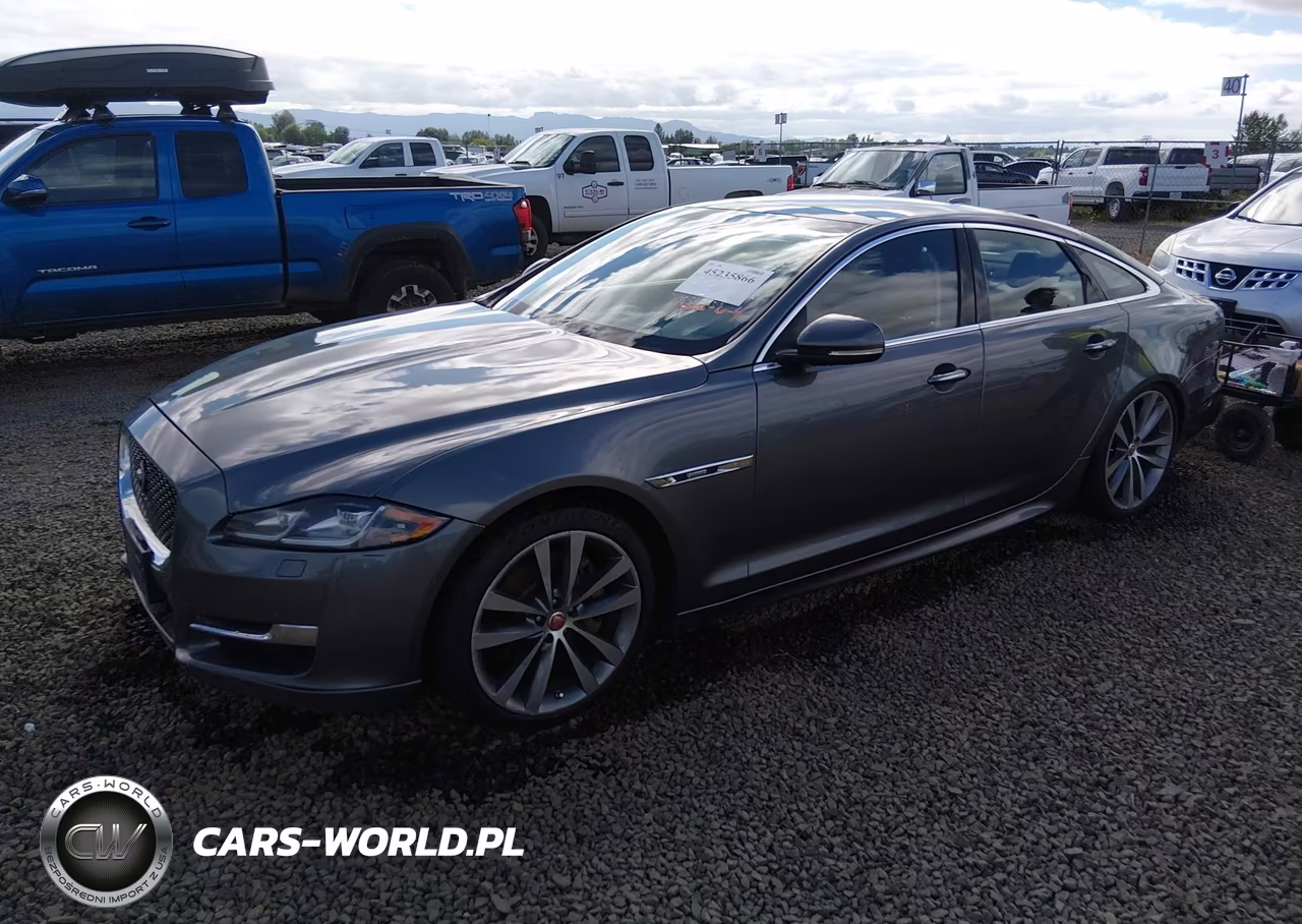 2018 Jaguar Xj R-Sport VIN:SAJWJ1CD6J8W13840 - 2
