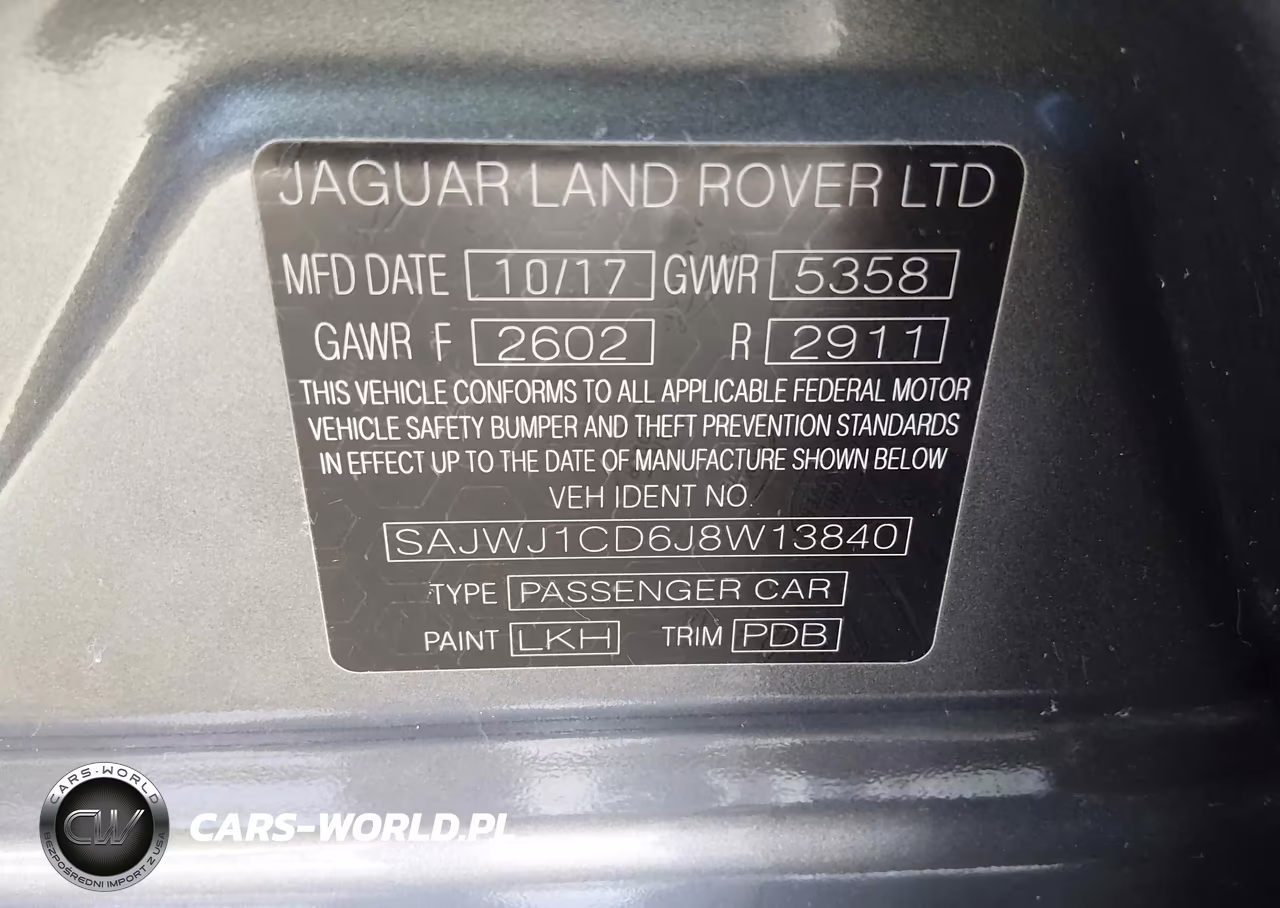 2018 Jaguar Xj R-Sport VIN:SAJWJ1CD6J8W13840 - 9