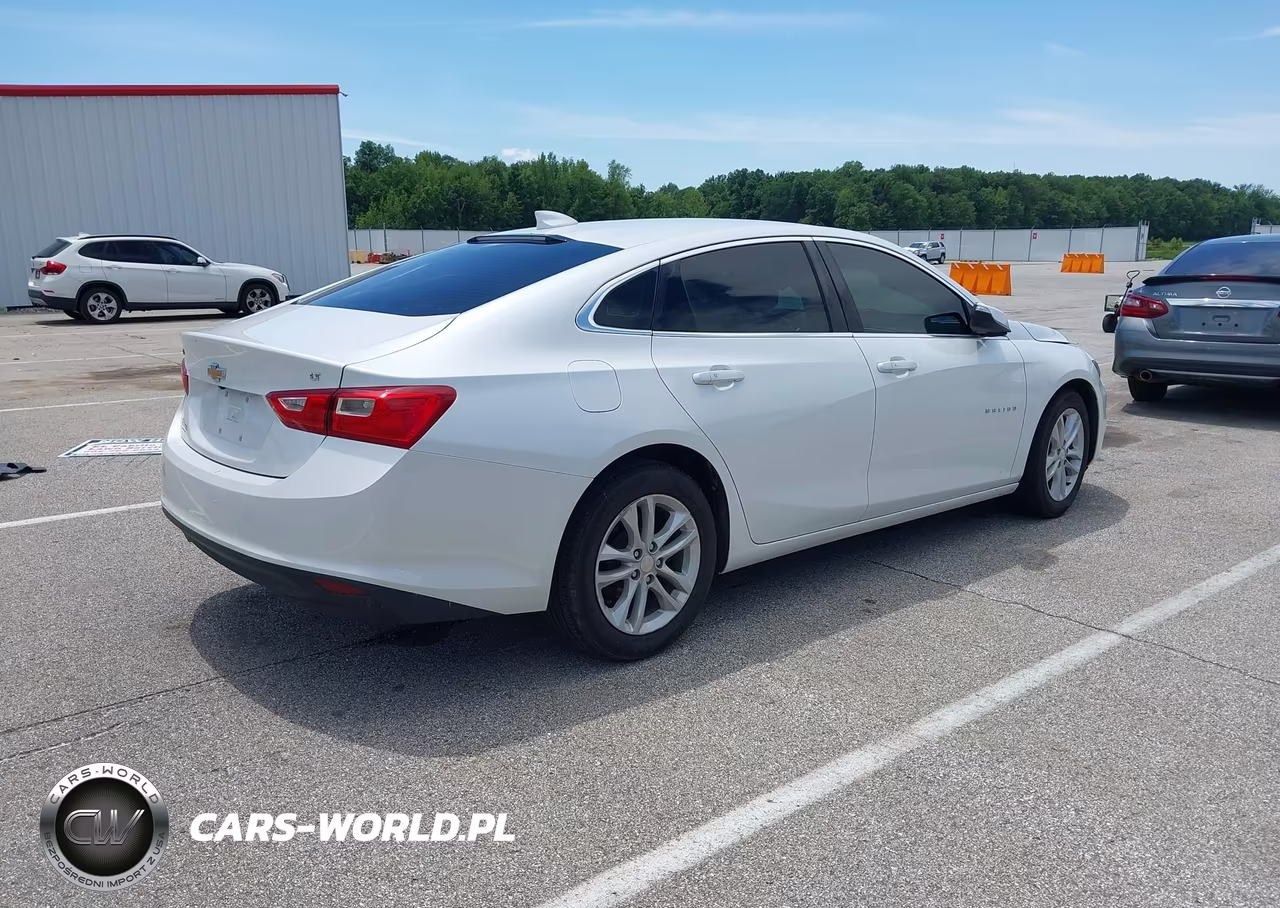 2016 Chevrolet Malibu 1Lt VIN:1G1ZE5ST3GF260714 - 4