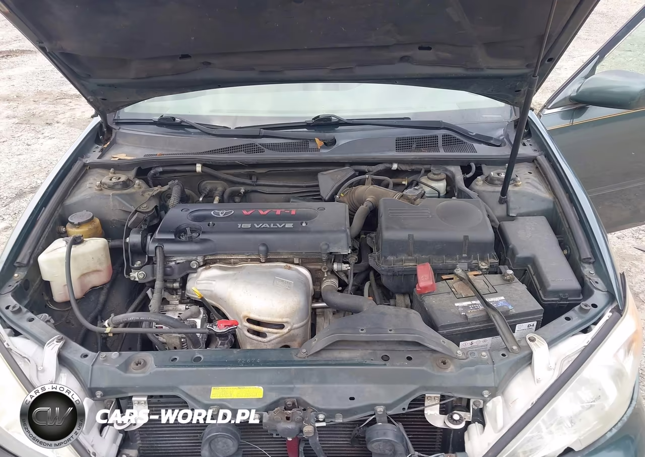 2002 Toyota Camry Le VIN:4T1BE32K32U503121 - 10