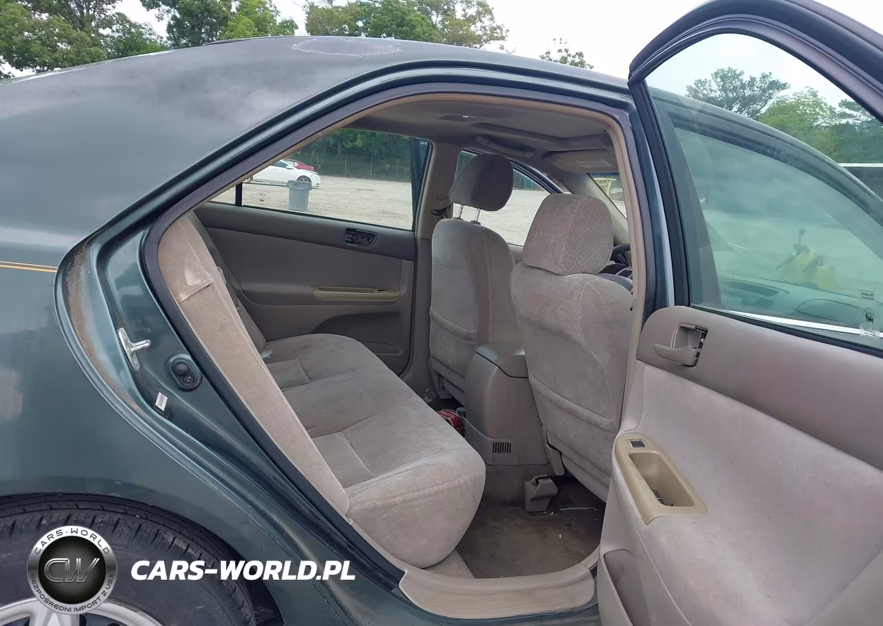 2002 Toyota Camry Le VIN:4T1BE32K32U503121 - 8
