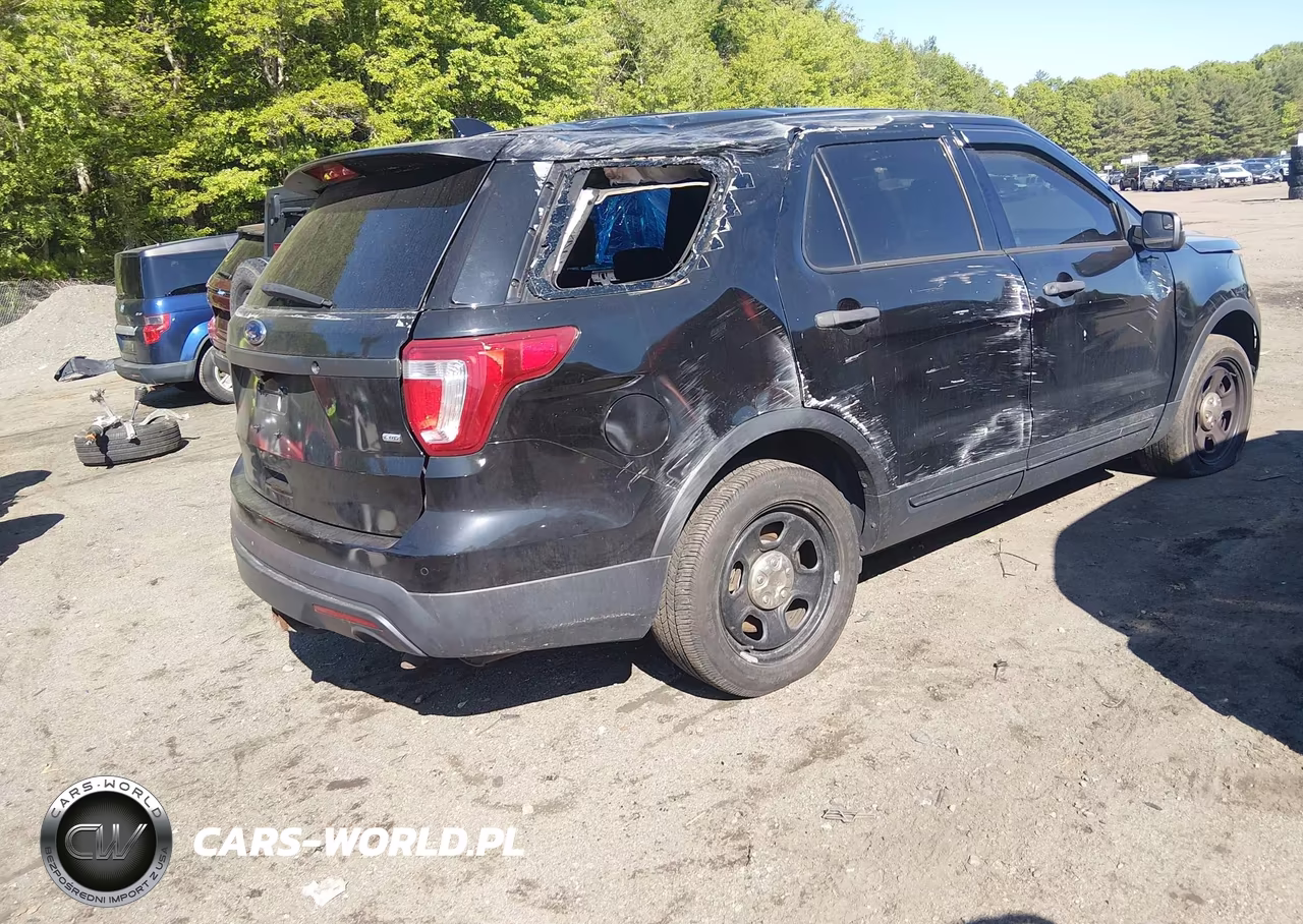 2017 Ford Utility Police Interceptor VIN:1FM5K8AR1HGE13474 - 4