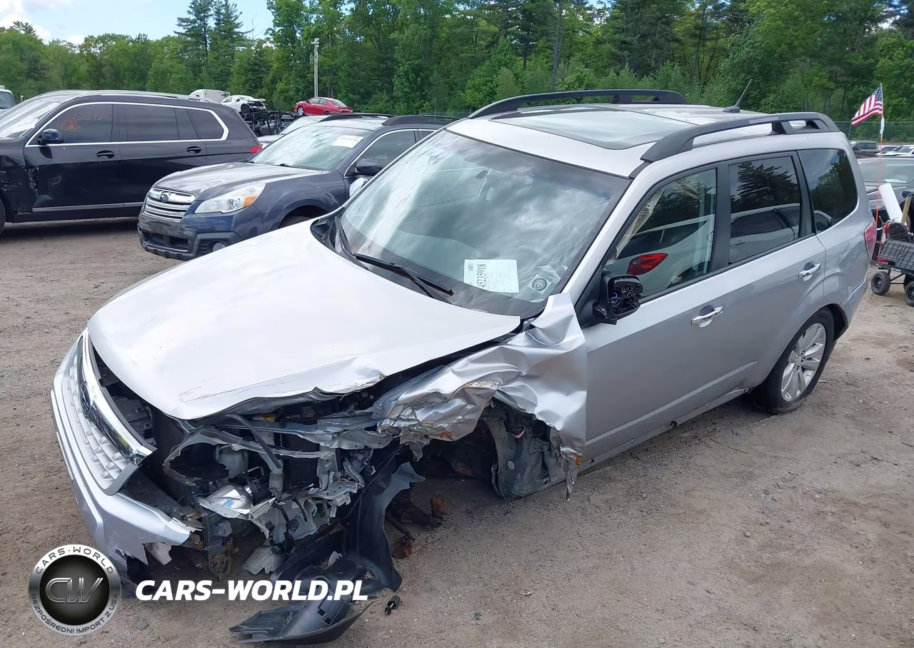 2012 Subaru Forester 2.5X Premium VIN:JF2SHADC8CH409608 - 2